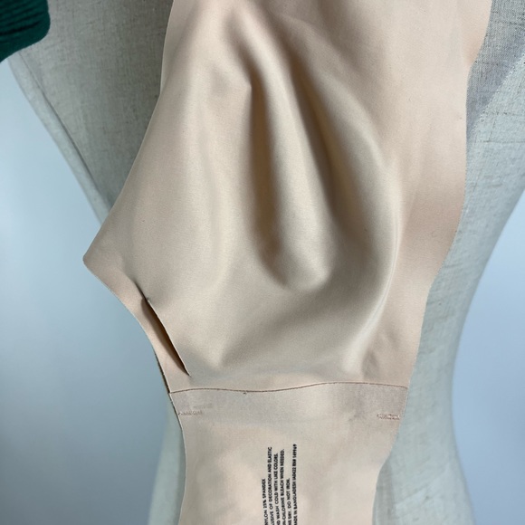 LIVELY Soft Removable Cup Bra Beige Small - Picture 4 of 5